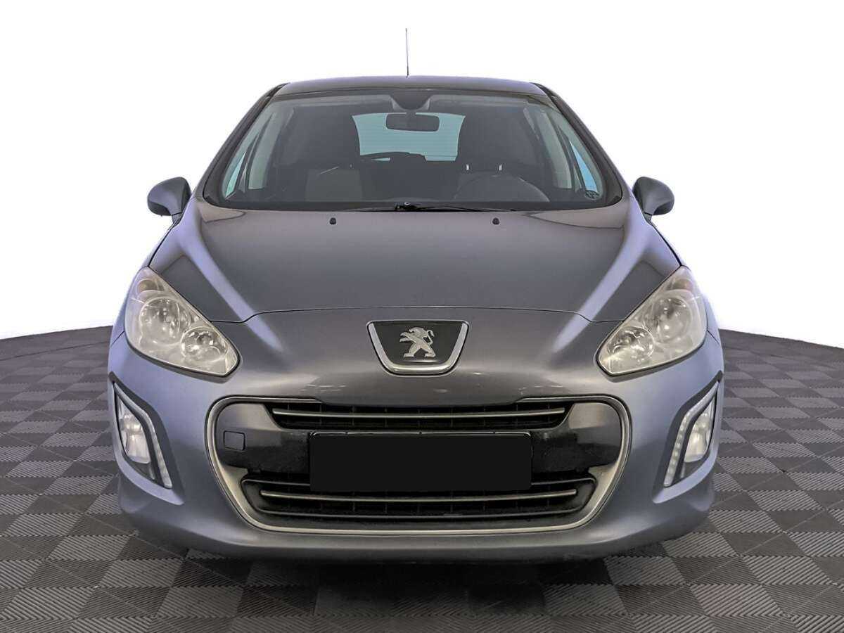 Купить Peugeot 308 с пробегом. Фото: #1