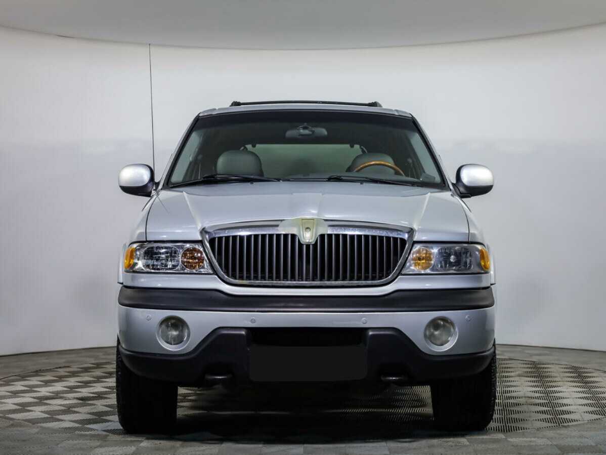 Купить Lincoln Navigator с пробегом. Фото: #0