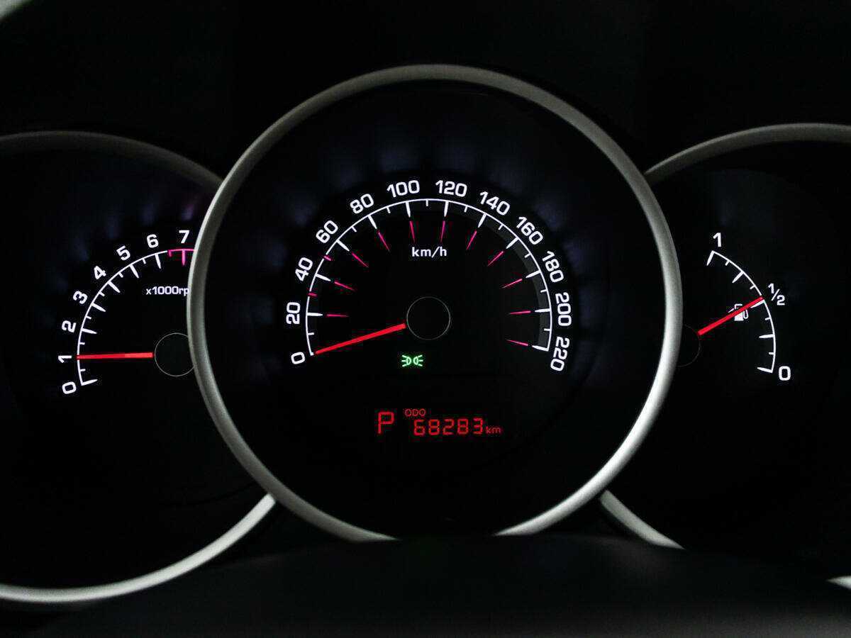 Купить Kia Venga с пробегом. Фото: #11
