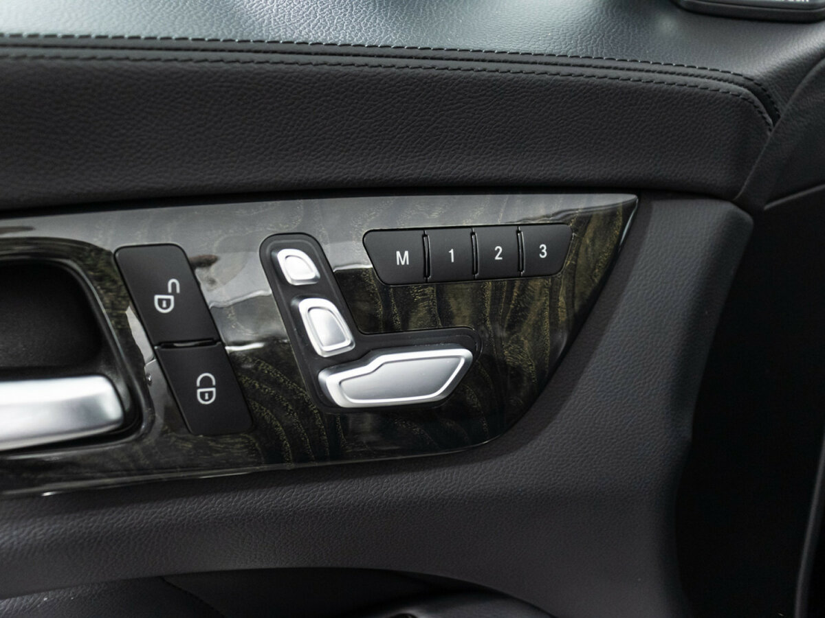 Купить Mercedes-Benz CLS с пробегом. Фото: #16