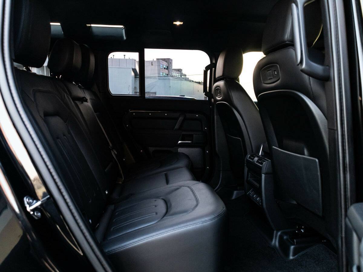 Купить Land Rover Defender с пробегом. Фото: #19