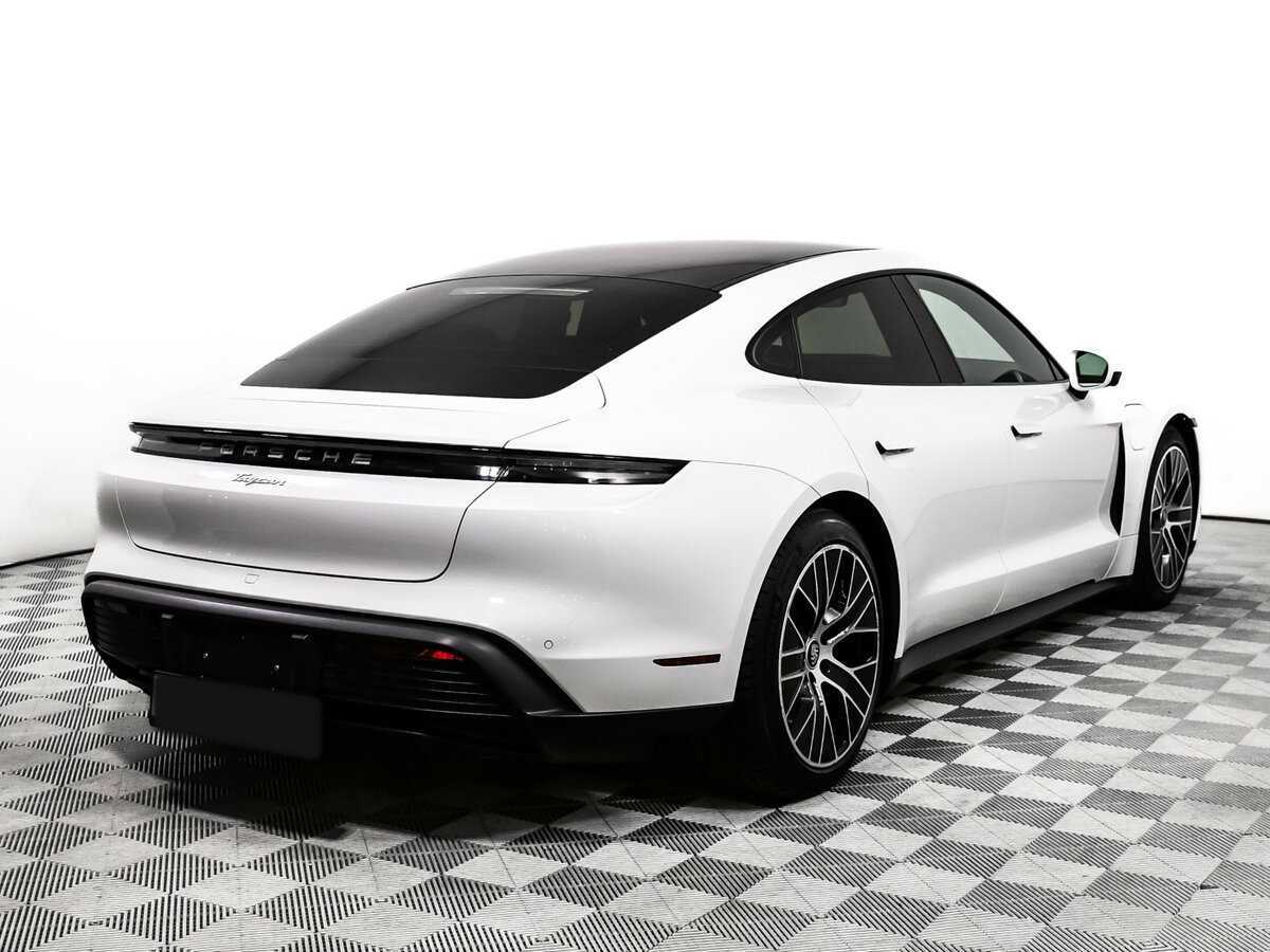 Купить Porsche Taycan с пробегом. Фото: #4