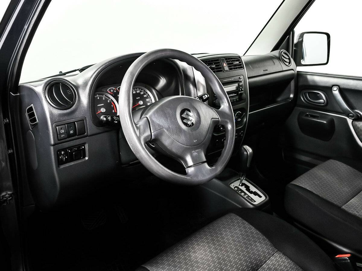 Купить Suzuki Jimny с пробегом. Фото: #11