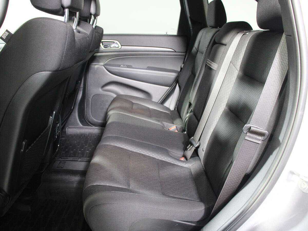 Купить Jeep Grand Cherokee с пробегом. Фото: #7
