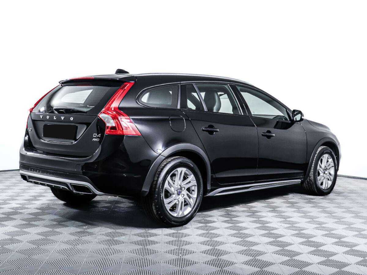 Купить Volvo V60 Cross Country с пробегом. Фото: #4