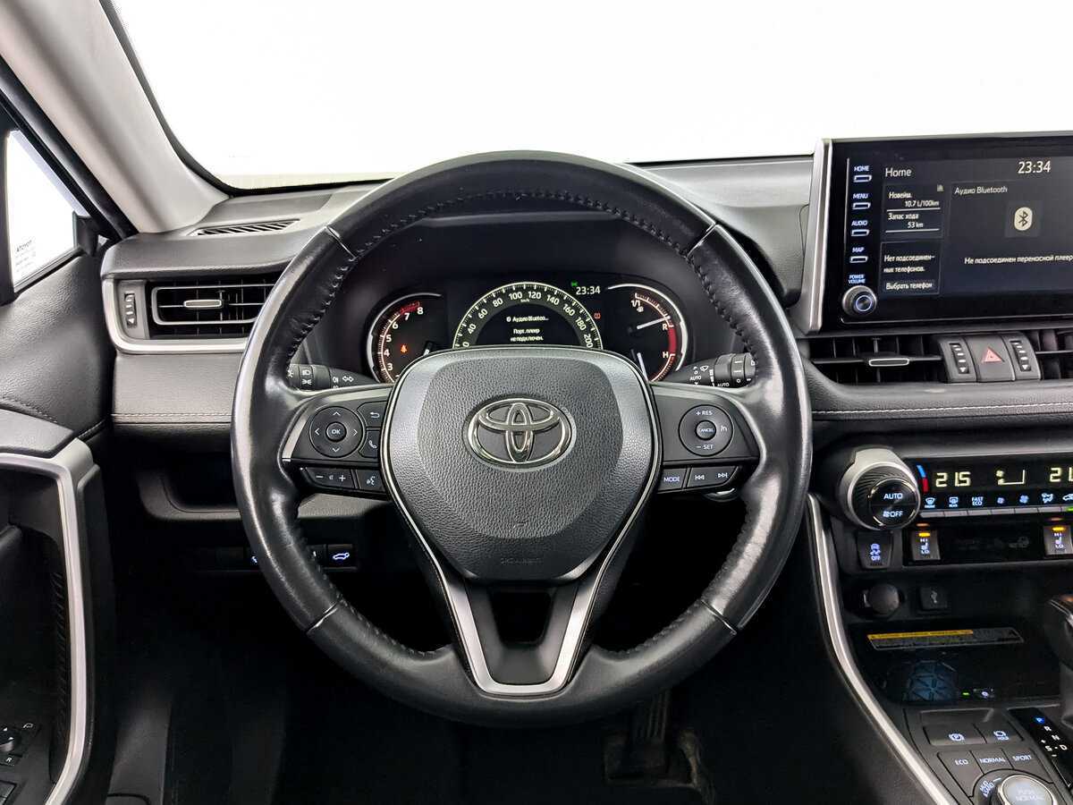 Купить Toyota RAV4 с пробегом. Фото: #17