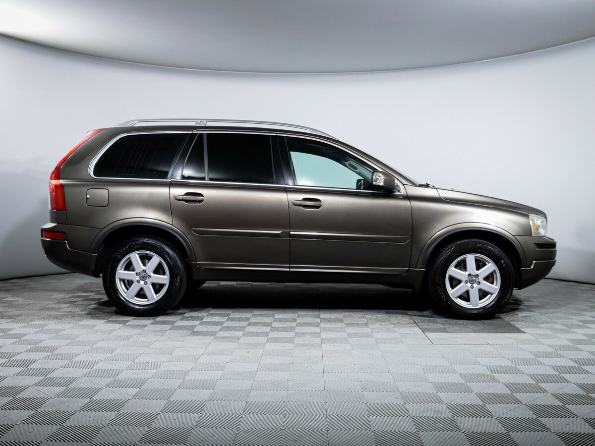 Купить Volvo XC90 с пробегом. Фото: #3