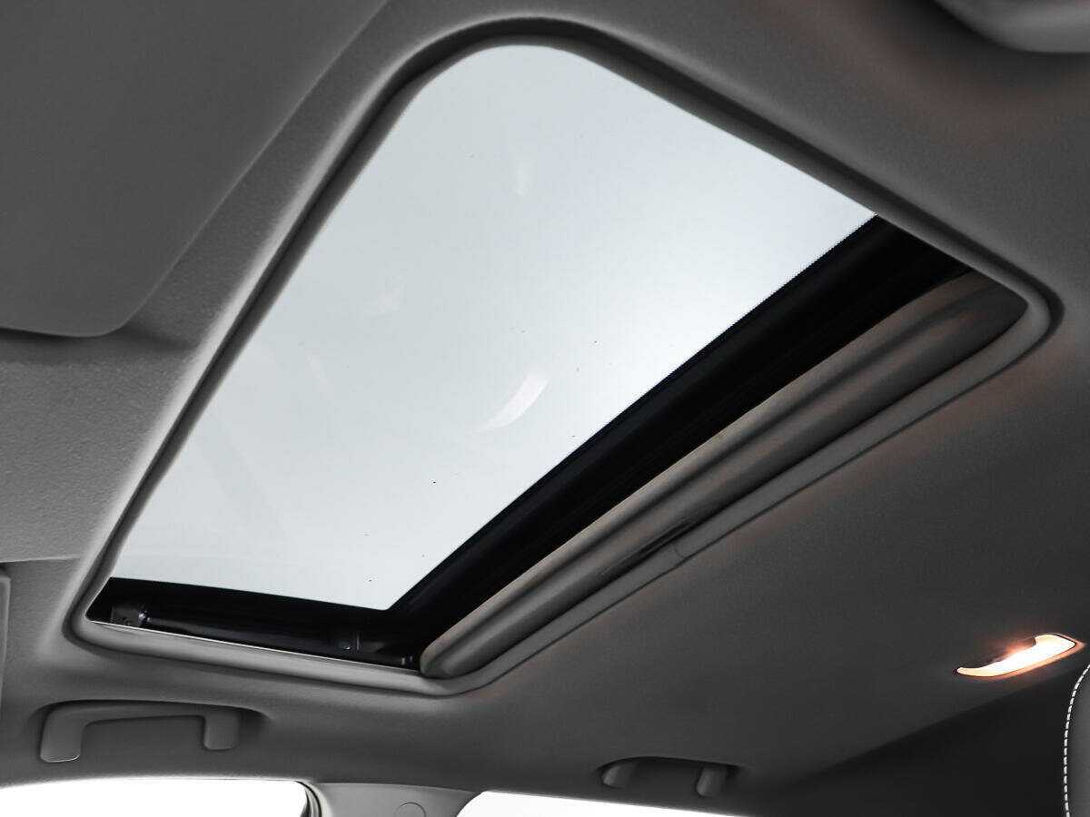 Купить Mitsubishi Outlander с пробегом. Фото: #18