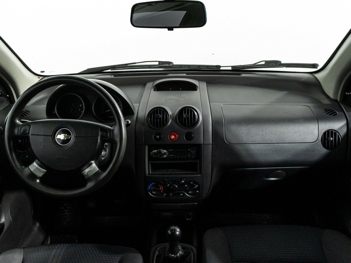 Купить Chevrolet Aveo с пробегом. Фото: #12