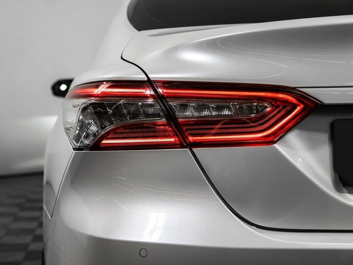 Купить Toyota Camry с пробегом. Фото: #16