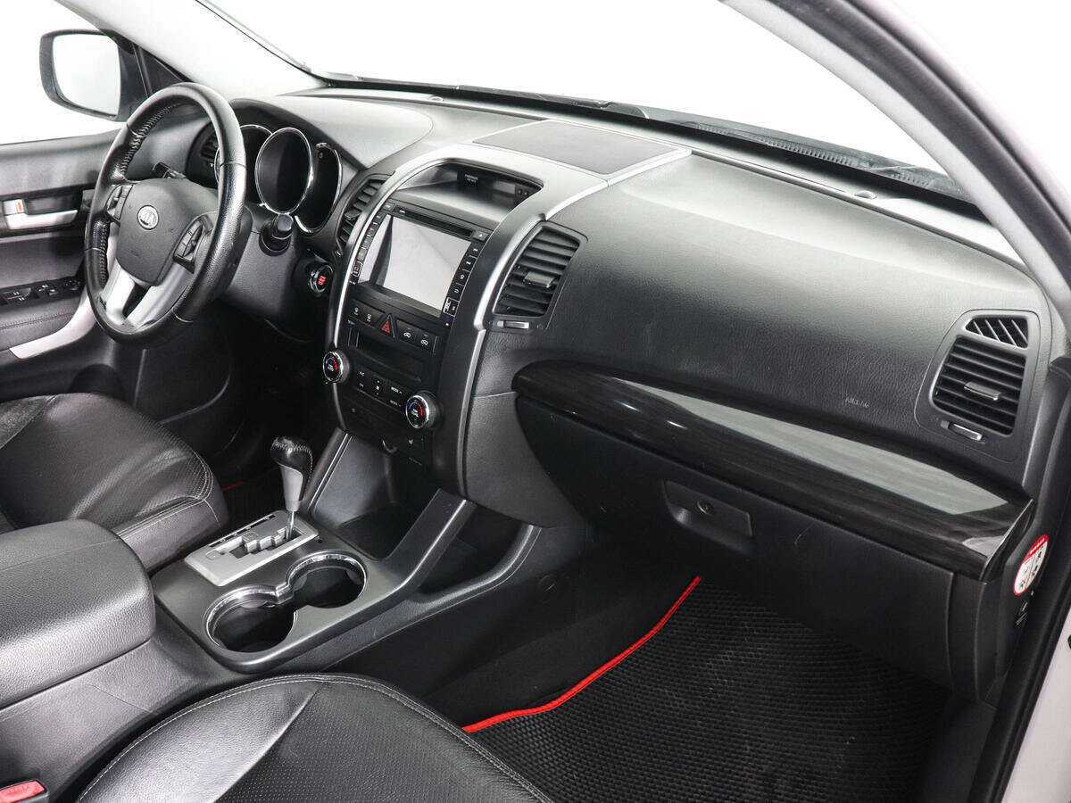 Купить Kia Sorento с пробегом. Фото: #9