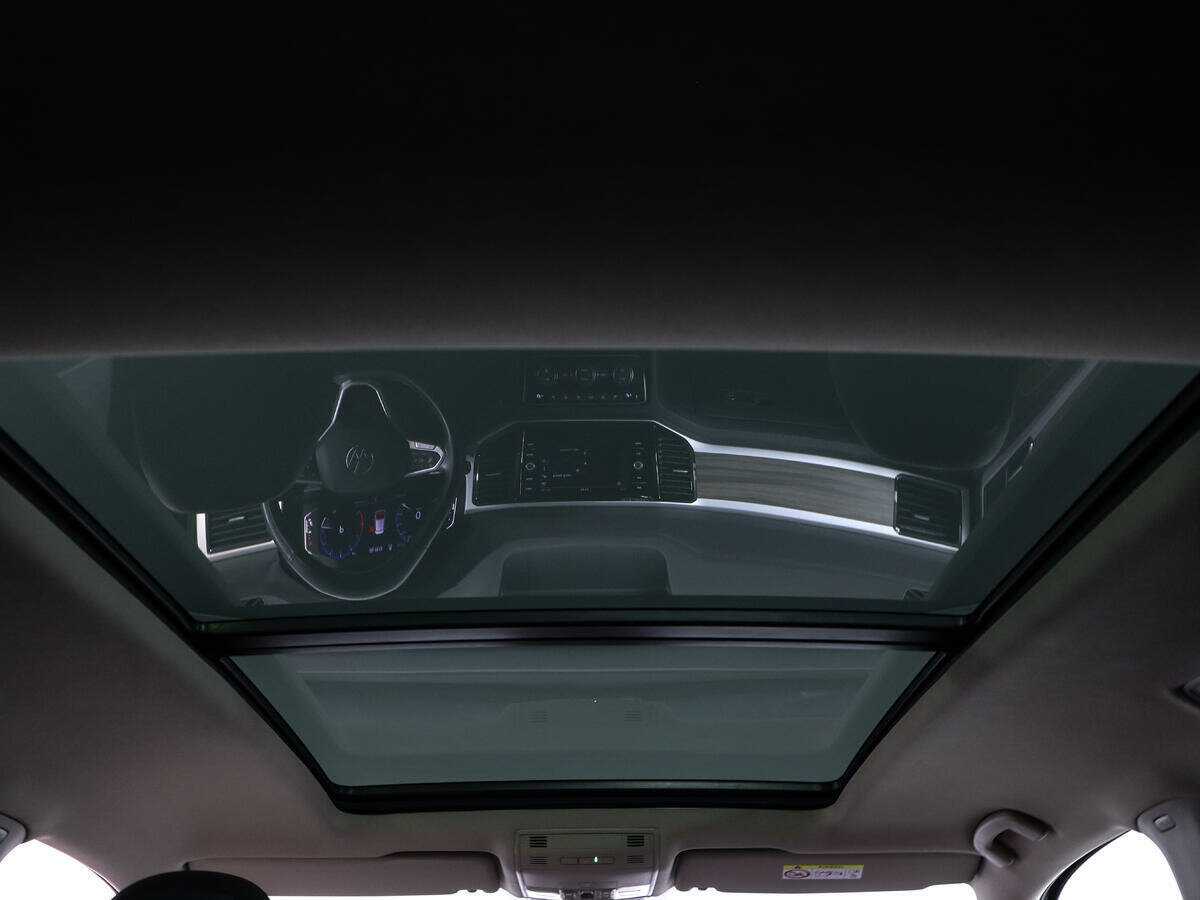 Купить Volkswagen Teramont с пробегом. Фото: #30
