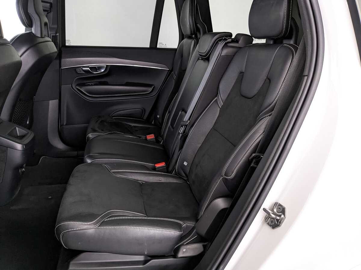 Купить Volvo XC90 с пробегом. Фото: #17