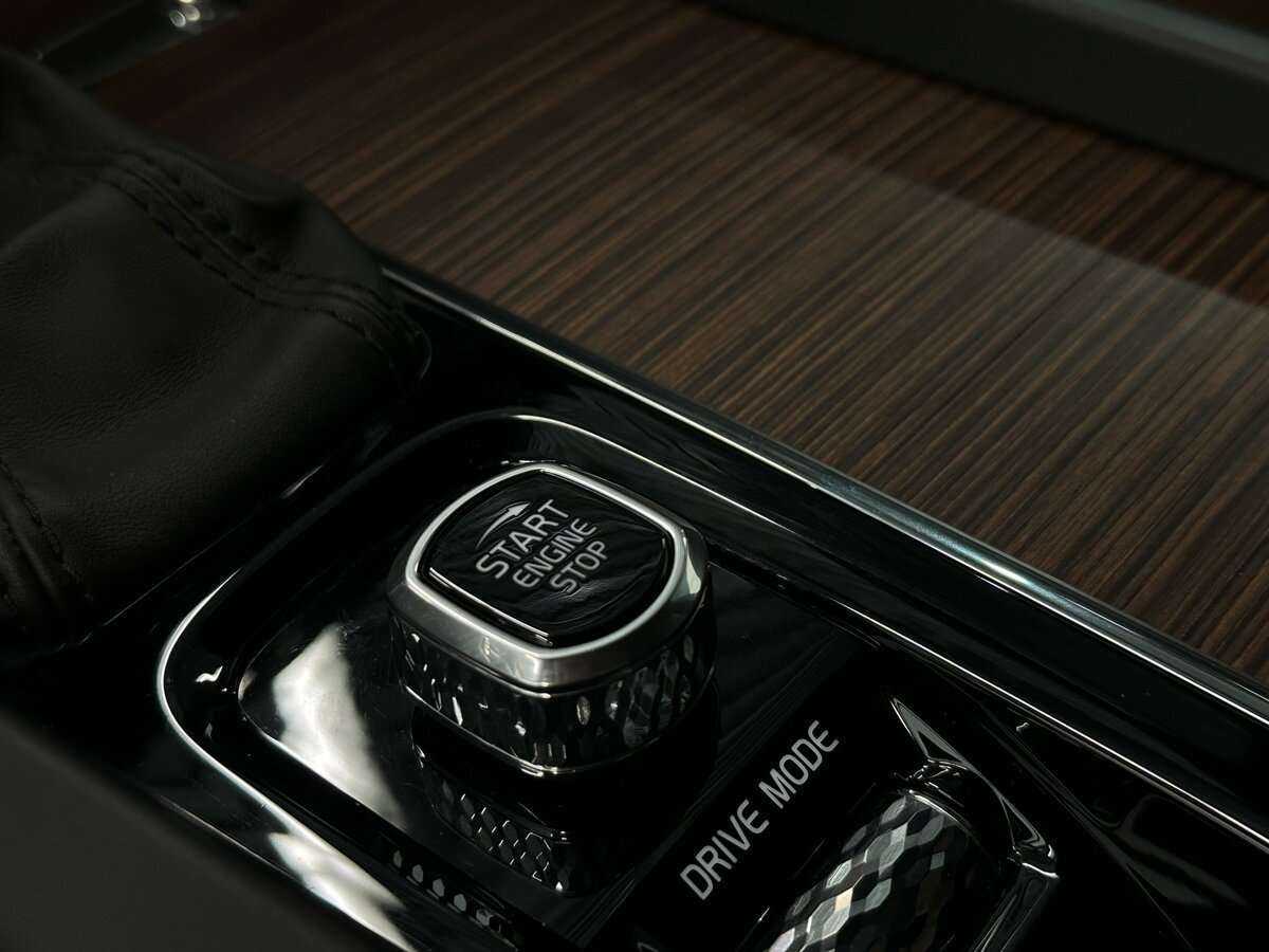 Купить Volvo XC60 с пробегом. Фото: #19
