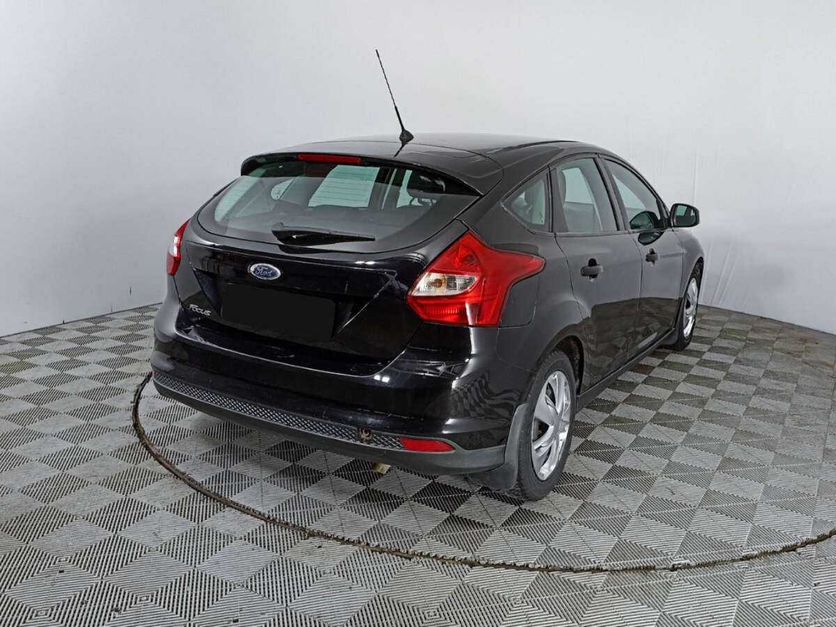 Купить Ford Focus с пробегом. Фото: #3