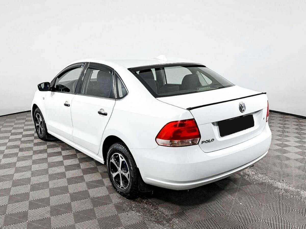 Купить Volkswagen Polo с пробегом. Фото: #5