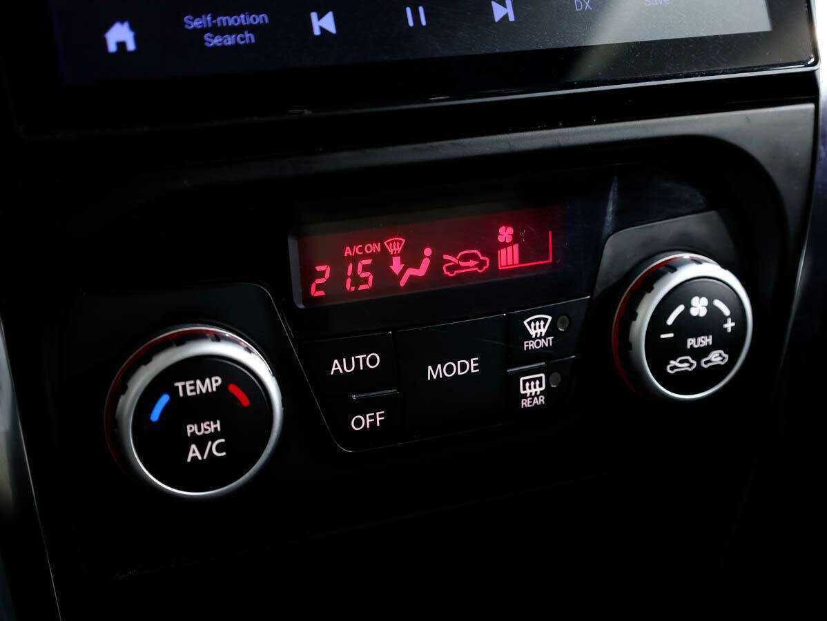 Купить Suzuki SX4 с пробегом. Фото: #14