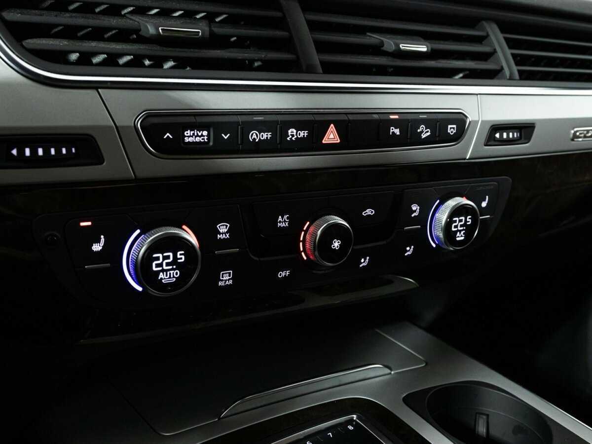 Купить Audi Q7 с пробегом. Фото: #24