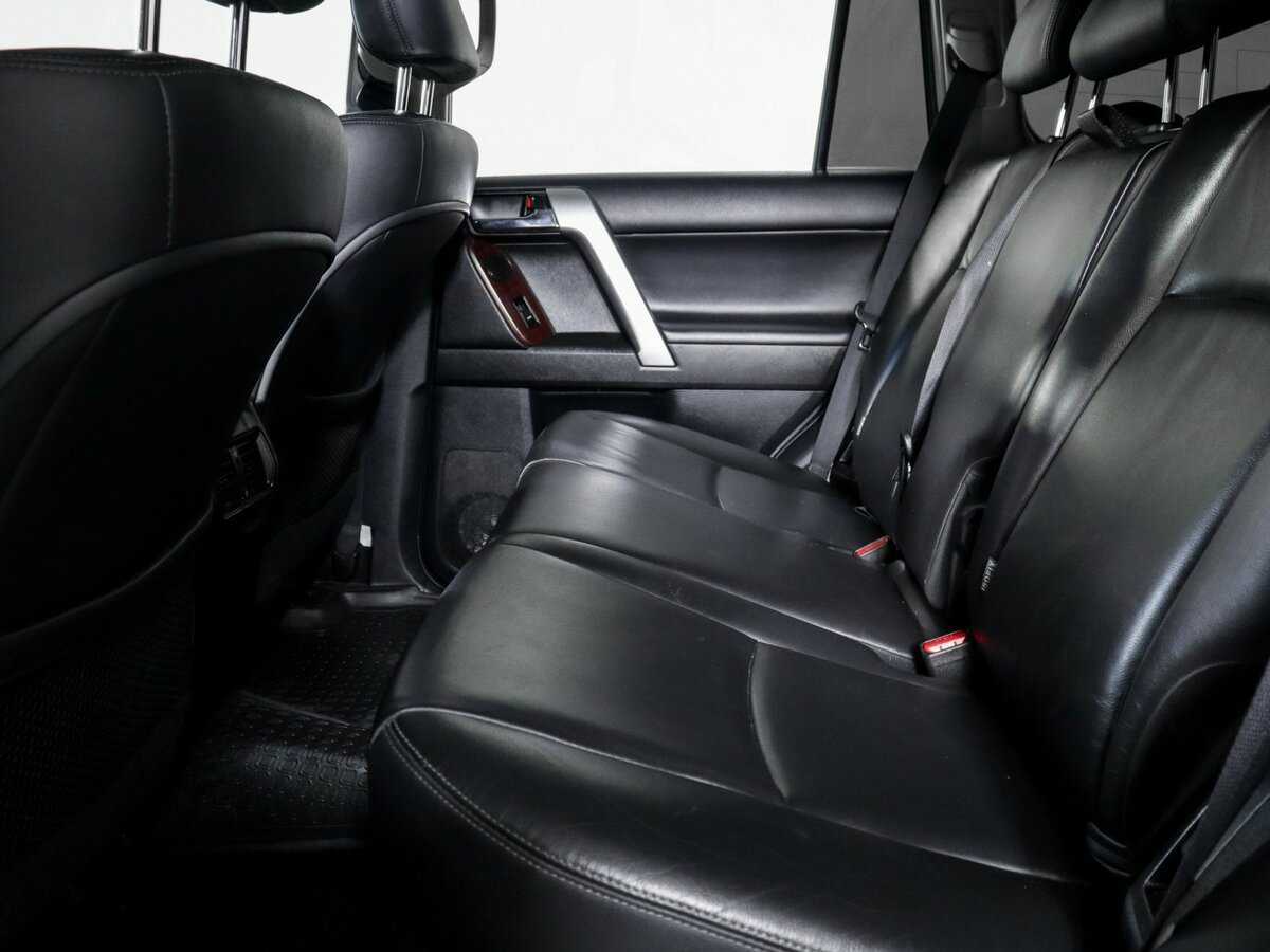 Купить Toyota Land Cruiser Prado с пробегом. Фото: #9