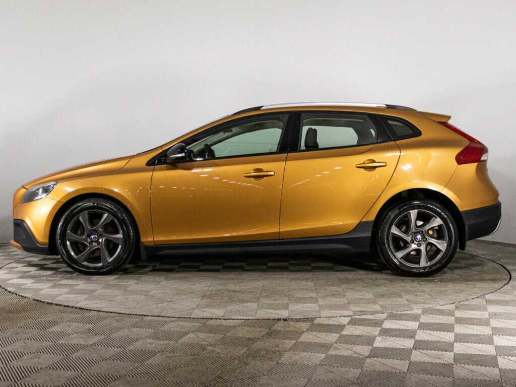 Купить Volvo V40 Cross Country с пробегом. Фото: #7