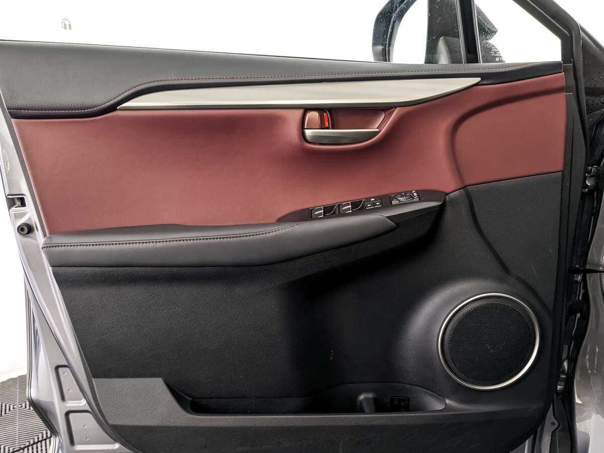 Купить Lexus NX с пробегом. Фото: #14