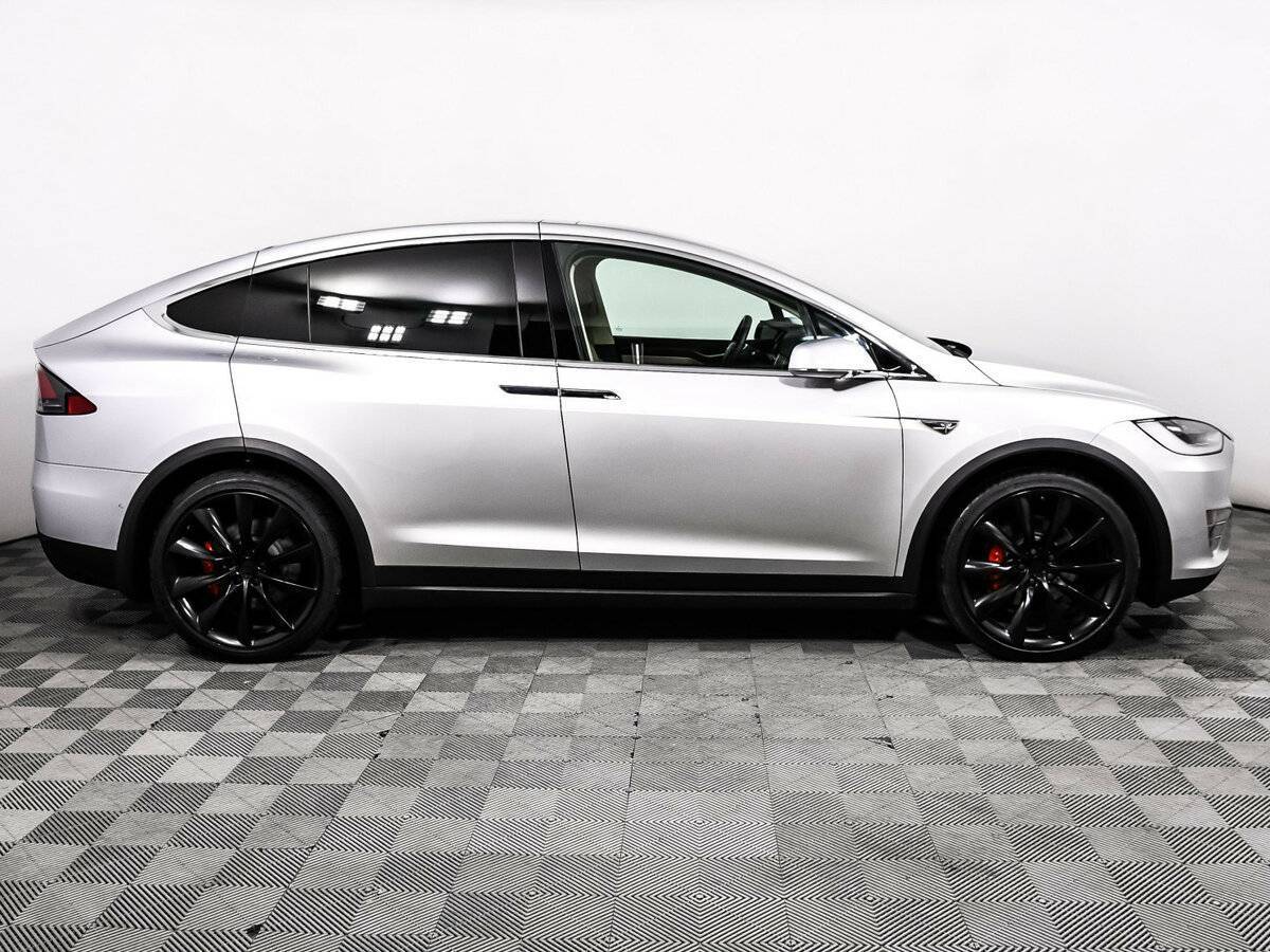Купить Tesla Model X с пробегом. Фото: #3