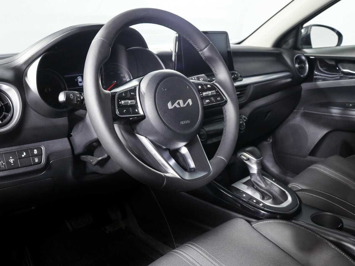 Купить Kia Cerato с пробегом. Фото: #10