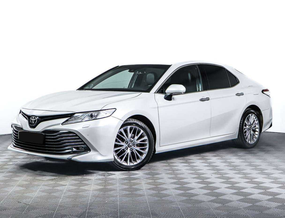 Купить Toyota Camry с пробегом. Посмотреть фото