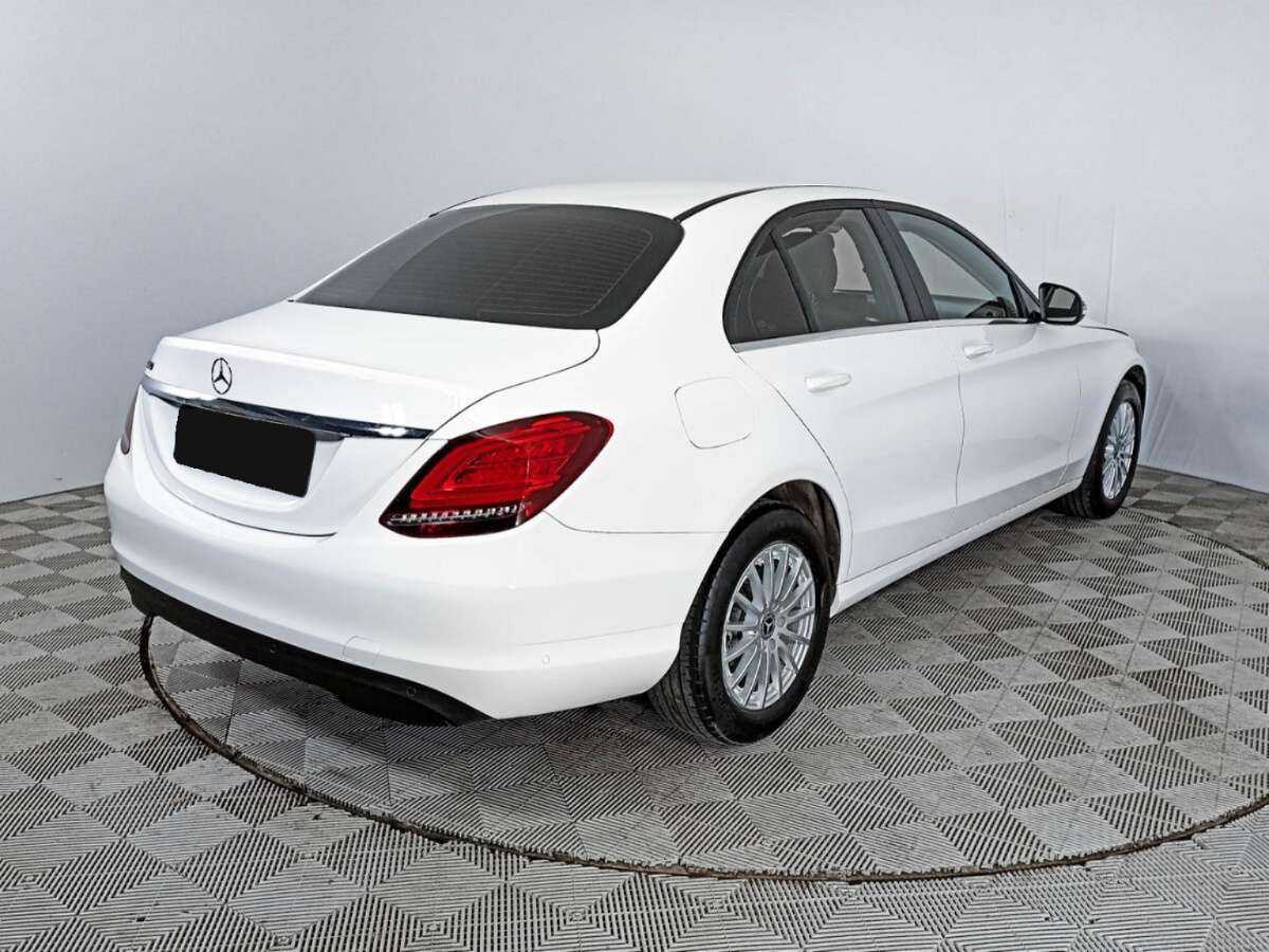 Купить Mercedes-Benz C-Класс с пробегом. Фото: #4
