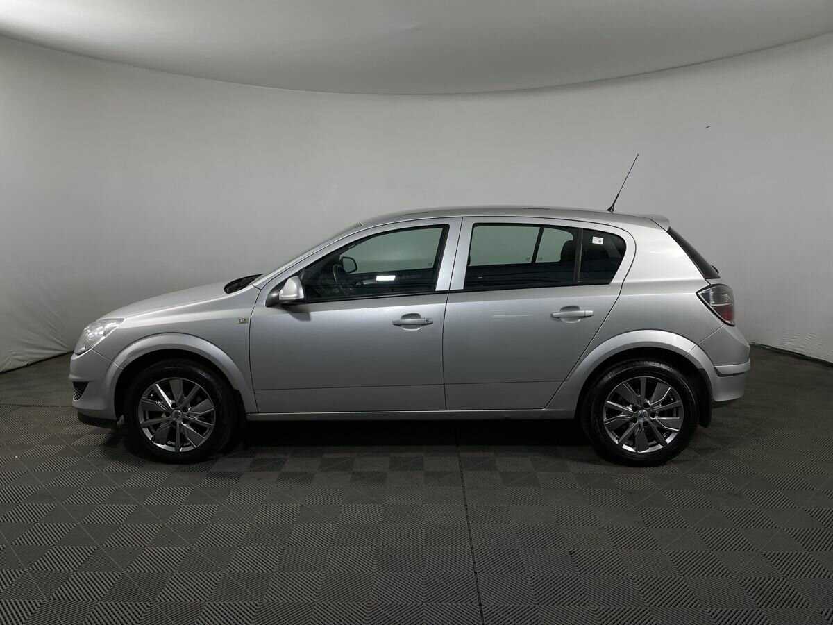 Купить Opel Astra с пробегом. Фото: #4