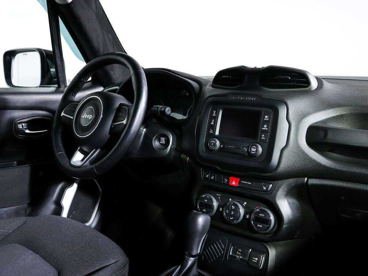 Купить Jeep Renegade с пробегом. Фото: #7