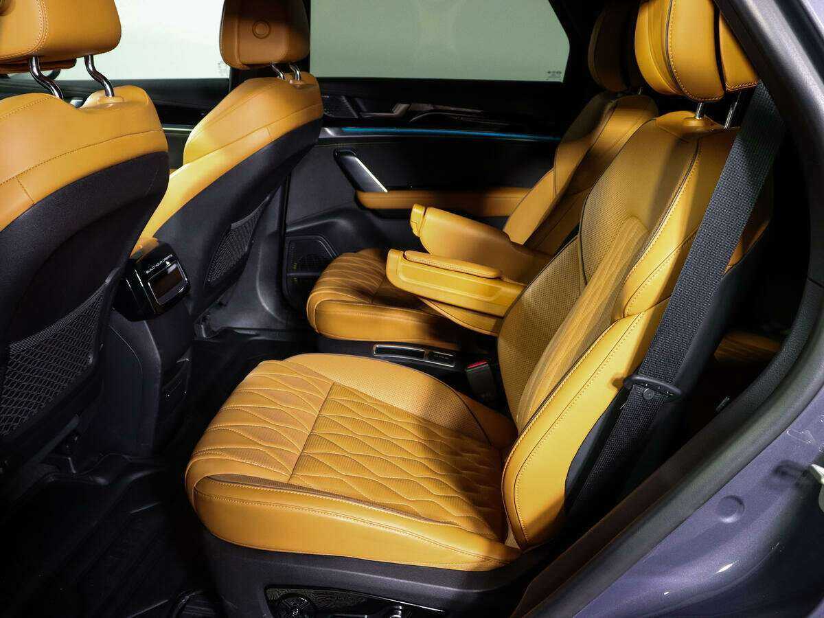 Купить BYD Tang с пробегом. Фото: #8