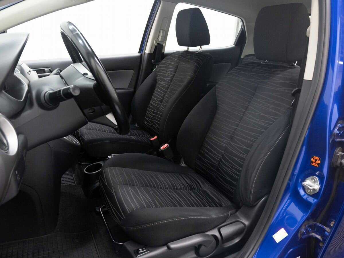 Купить Mazda 2 с пробегом. Фото: #9