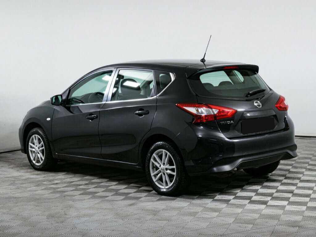 Купить Nissan Tiida с пробегом. Фото: #5