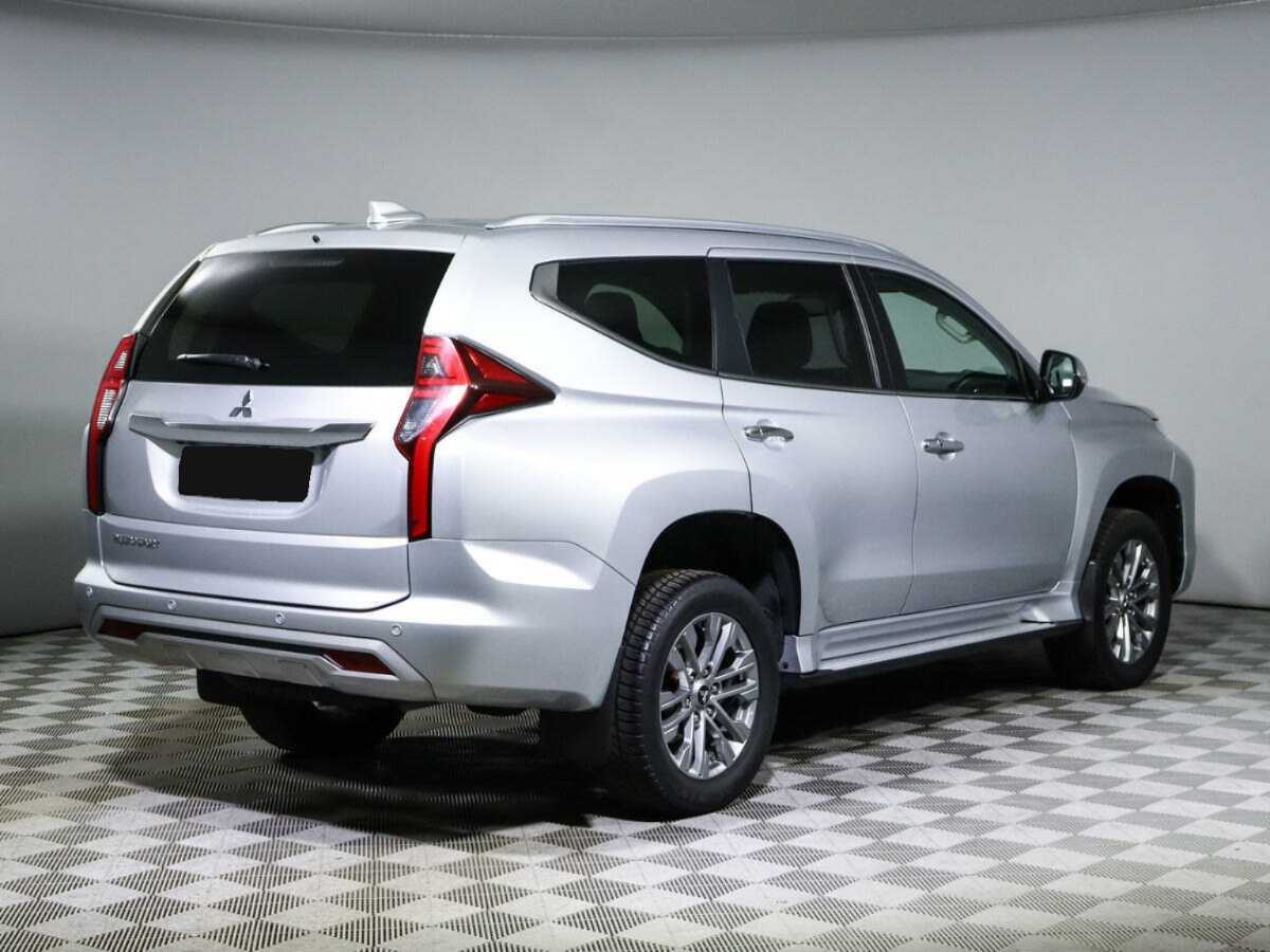 Купить Mitsubishi Pajero Sport с пробегом. Фото: #3
