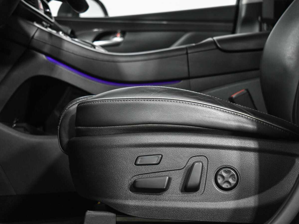 Купить Hyundai Santa Fe с пробегом. Фото: #8