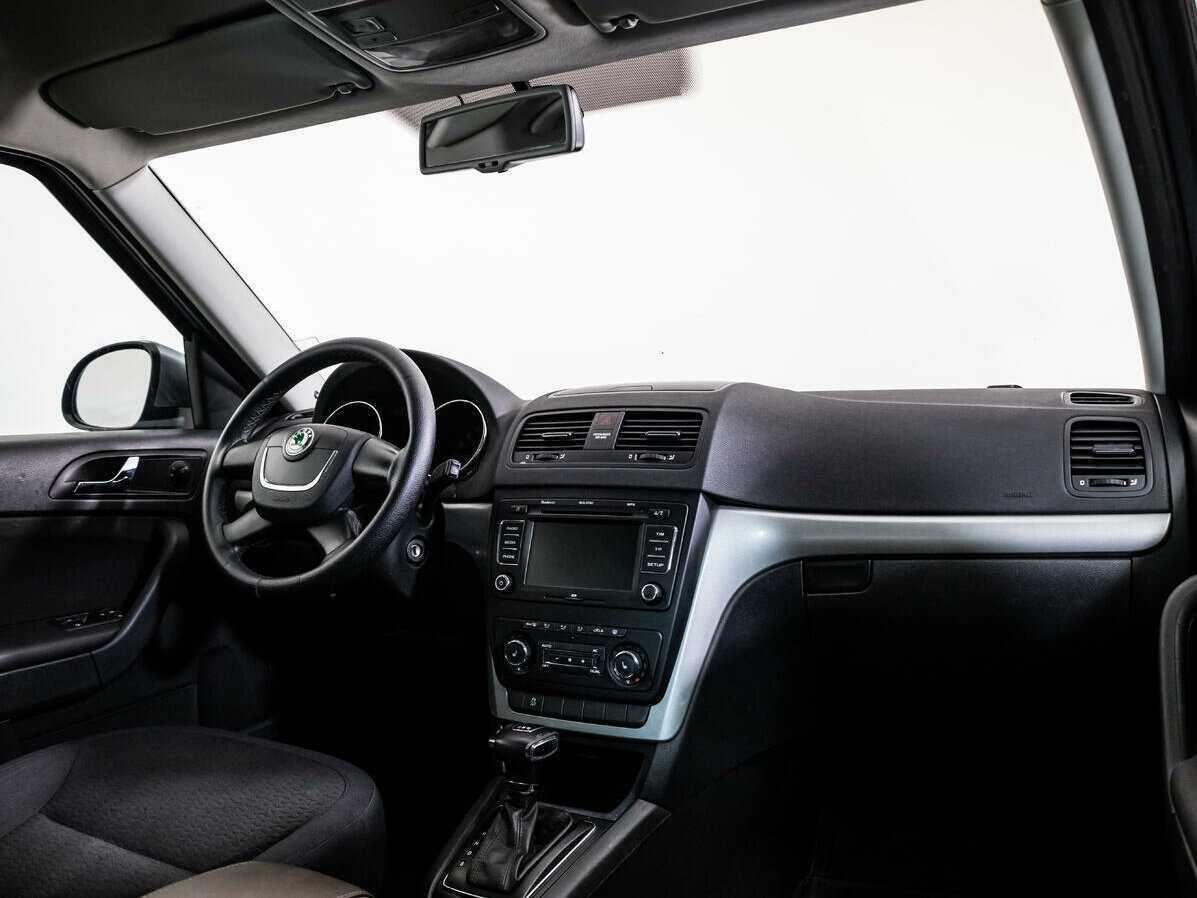 Купить Skoda Yeti с пробегом. Фото: #6