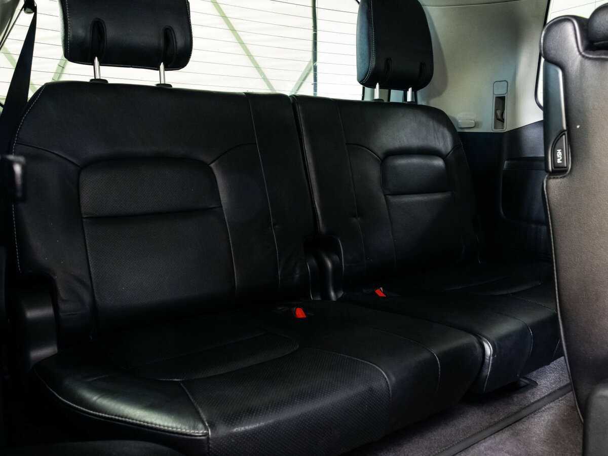 Купить Toyota Land Cruiser с пробегом. Фото: #24