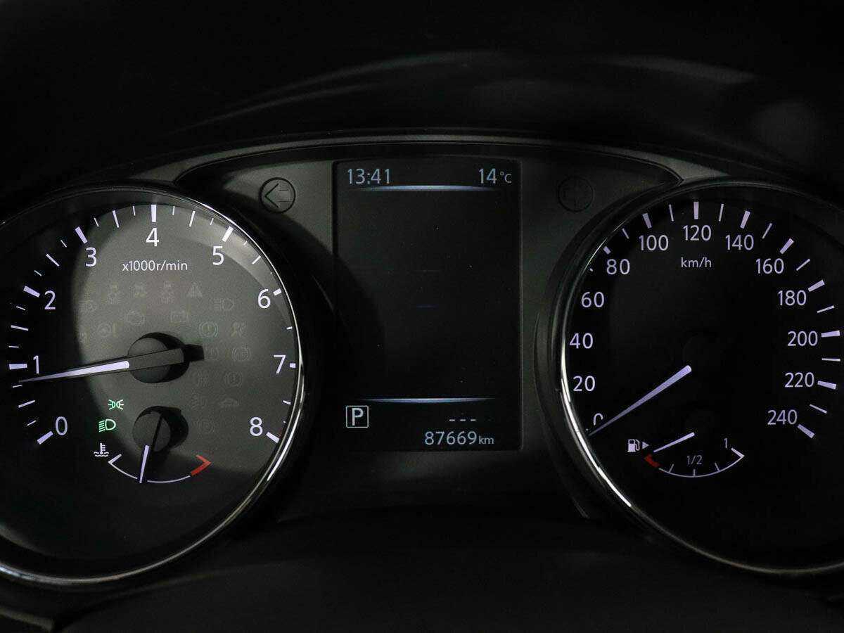 Купить Nissan X-Trail с пробегом. Фото: #9