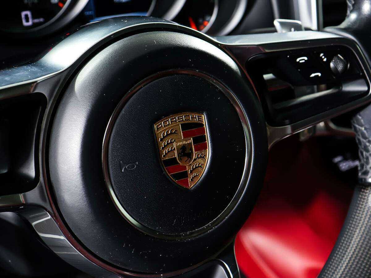 Купить Porsche Cayenne с пробегом. Фото: #27