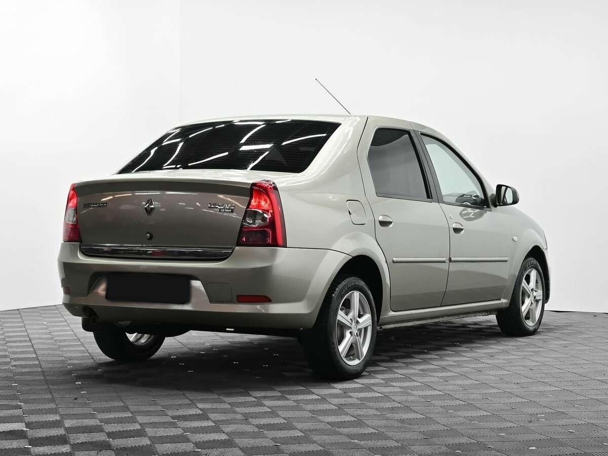 Купить Renault Logan с пробегом. Фото: #3
