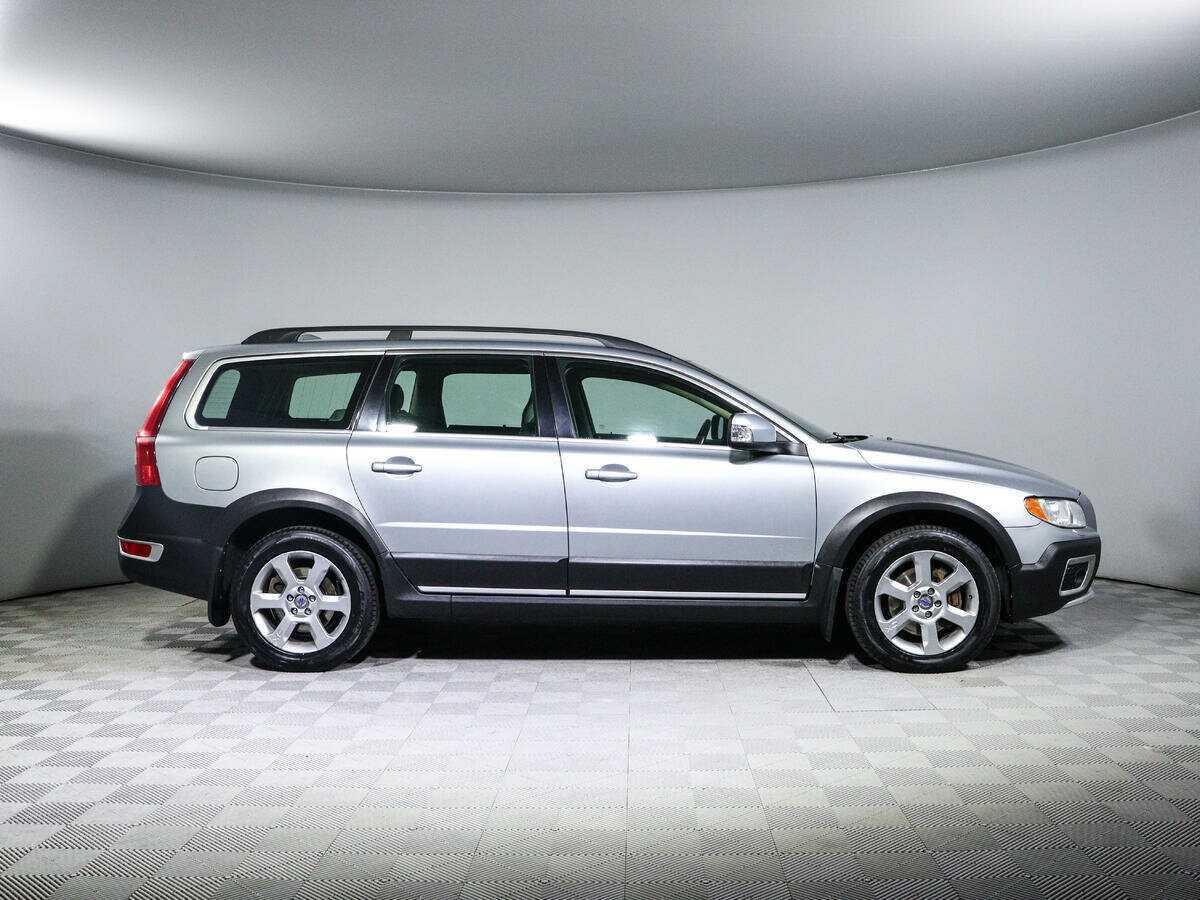 Купить Volvo XC70 с пробегом. Фото: #3