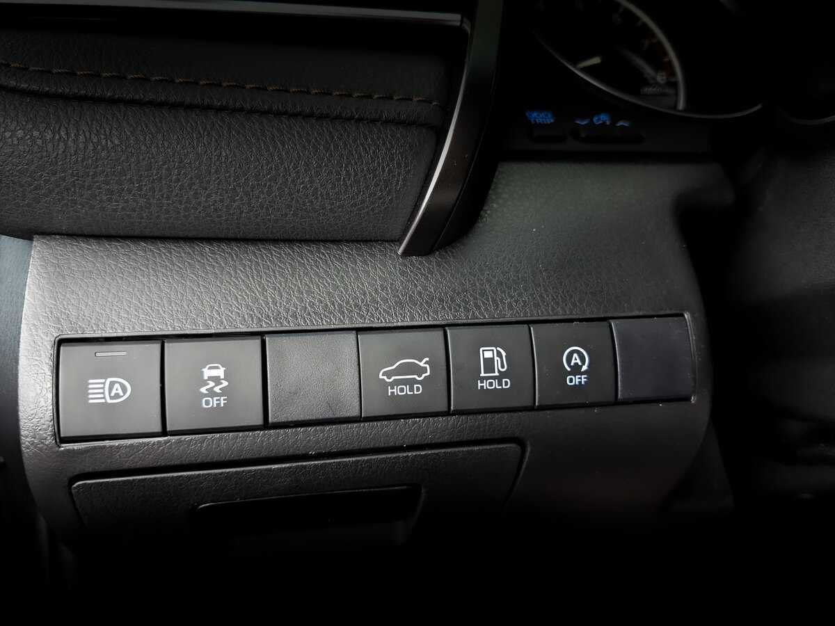 Купить Toyota Camry с пробегом. Фото: #21