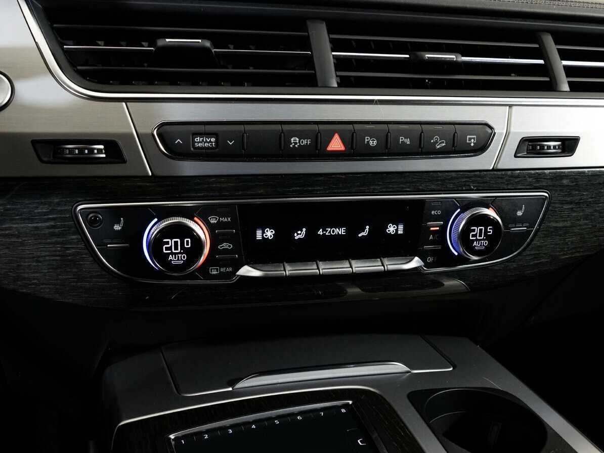 Купить Audi Q7 с пробегом. Фото: #14