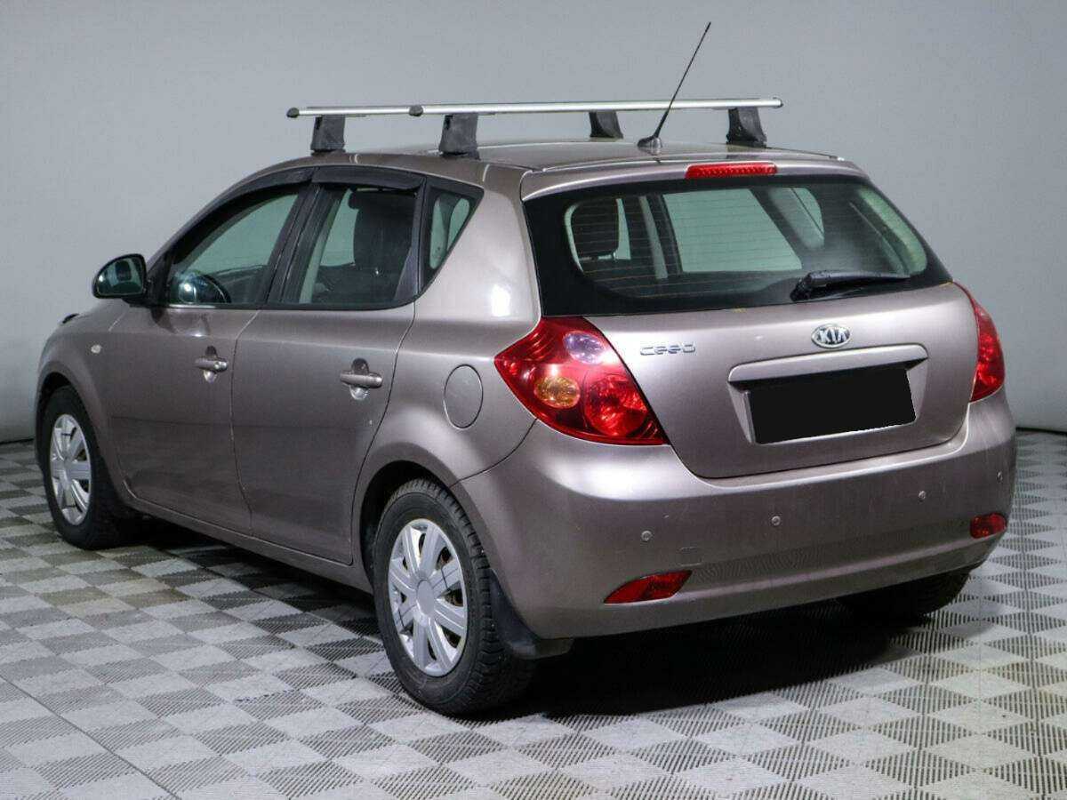 Купить Kia Ceed с пробегом. Фото: #5