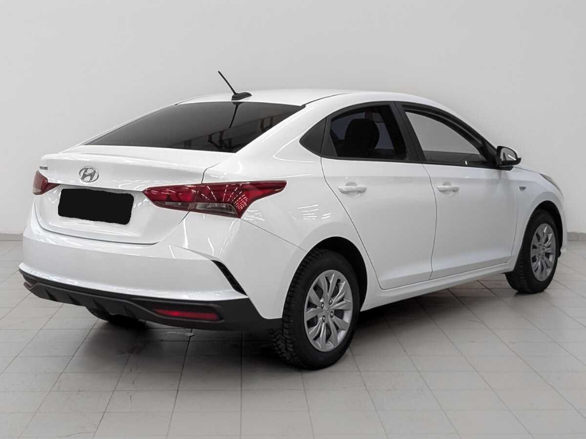 Купить Hyundai Solaris с пробегом. Фото: #4