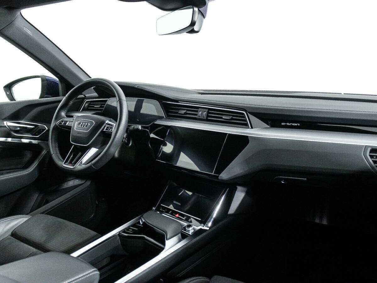 Купить Audi e-tron с пробегом. Фото: #6