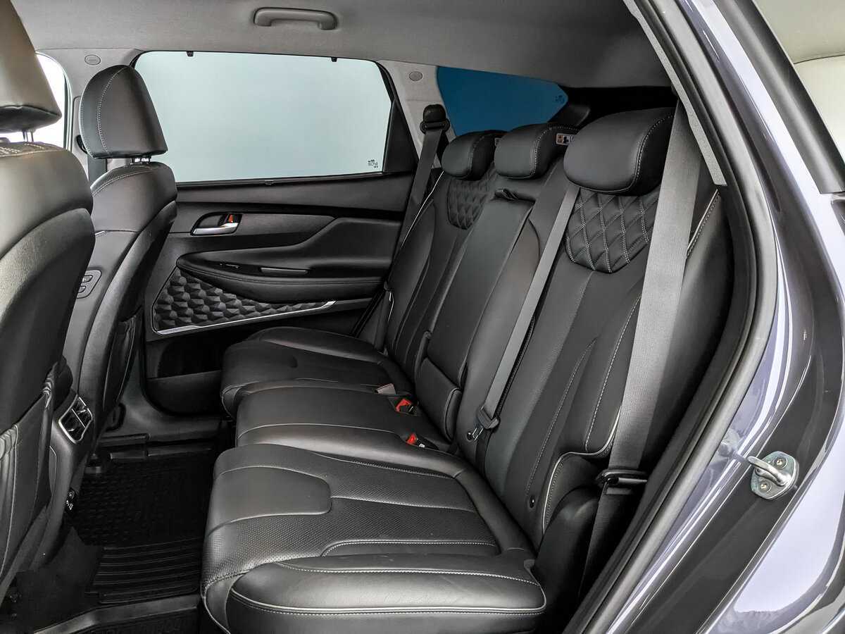 Купить Hyundai Santa Fe с пробегом. Фото: #17