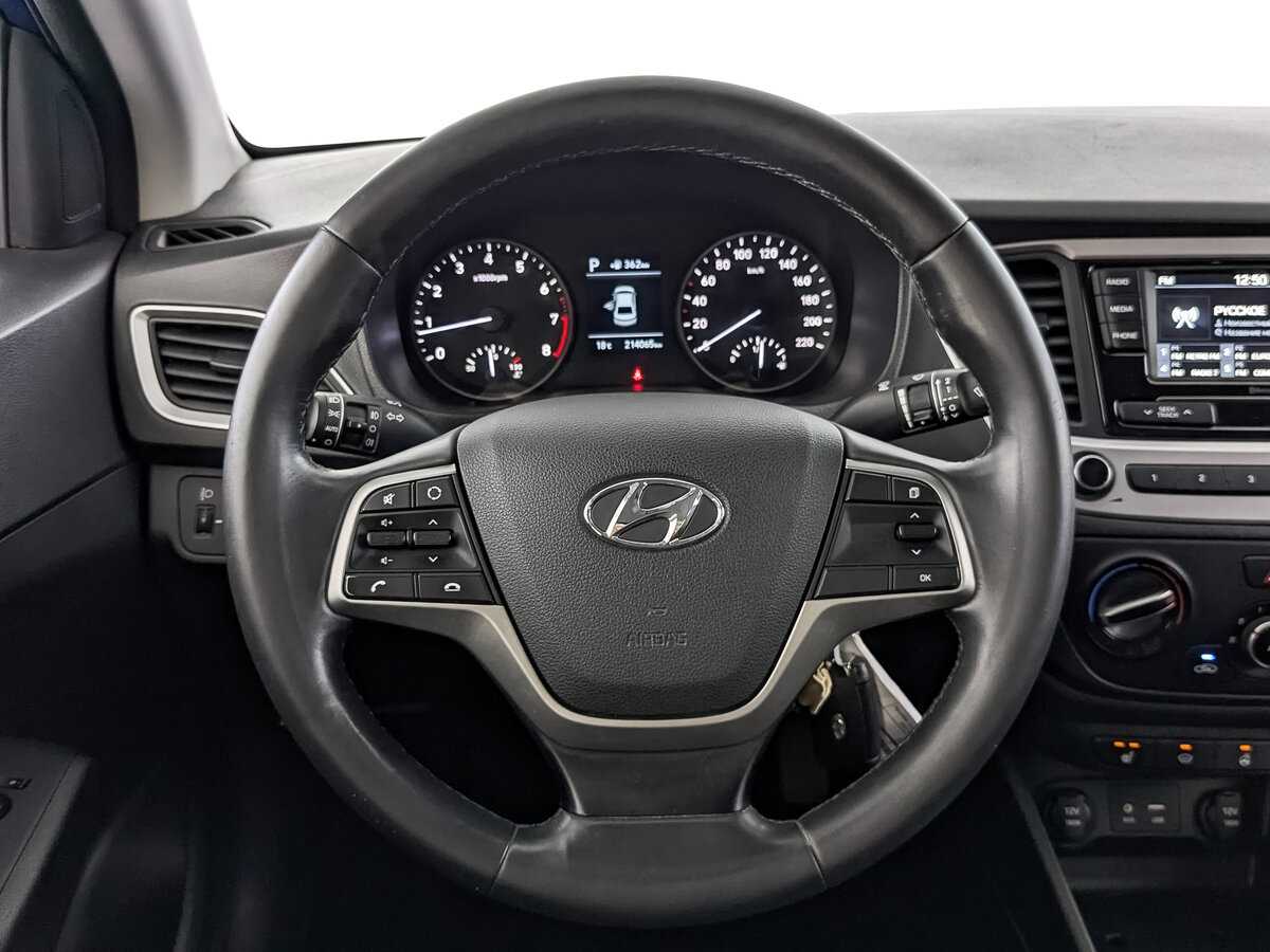 Купить Hyundai Solaris с пробегом. Фото: #21