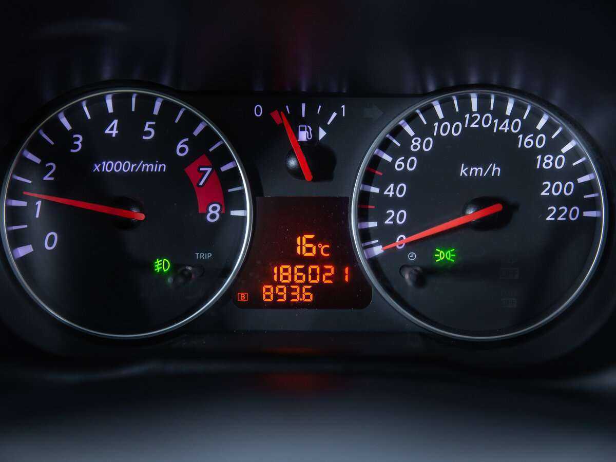 Купить Nissan Note с пробегом. Фото: #8